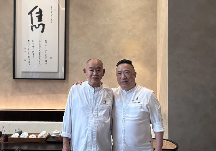 此次聯手後、雋GEN中餐廳正式迎來葉志光師傅一同加入帶來新篇章,未來將長期推出三套菜單,「雋溯」、「雋承」、「雋境」三套主廚菜單,三套主廚菜單不分高下,卻各自展現粵菜工藝的歷史脈絡與當代表達,也讓老香港的味道,在現代餐桌繼續閃耀。