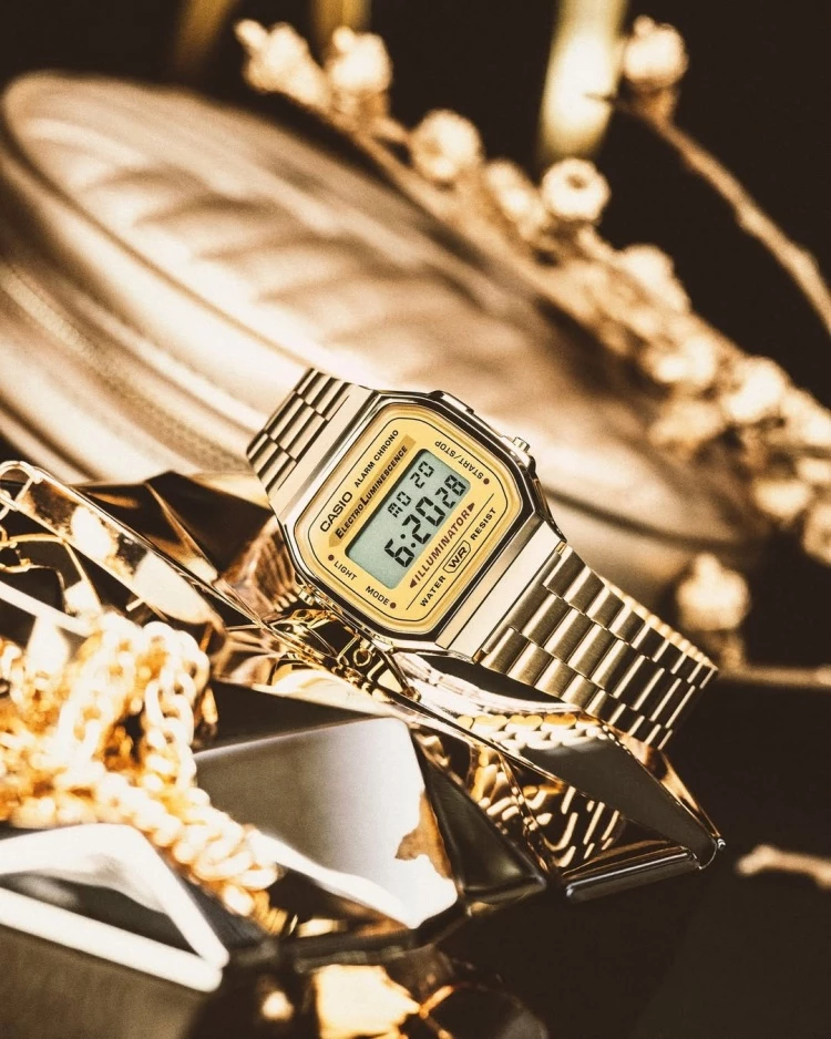 提到 Casio 卡西歐,許多人首先想到的是無敵耐用的 G-SHOCK 系列。事實上,自1974年推出第一款數位錶 Casiotron 以來,Casio 便以電子科技為基礎,不斷拓展腕錶功能性邊界。