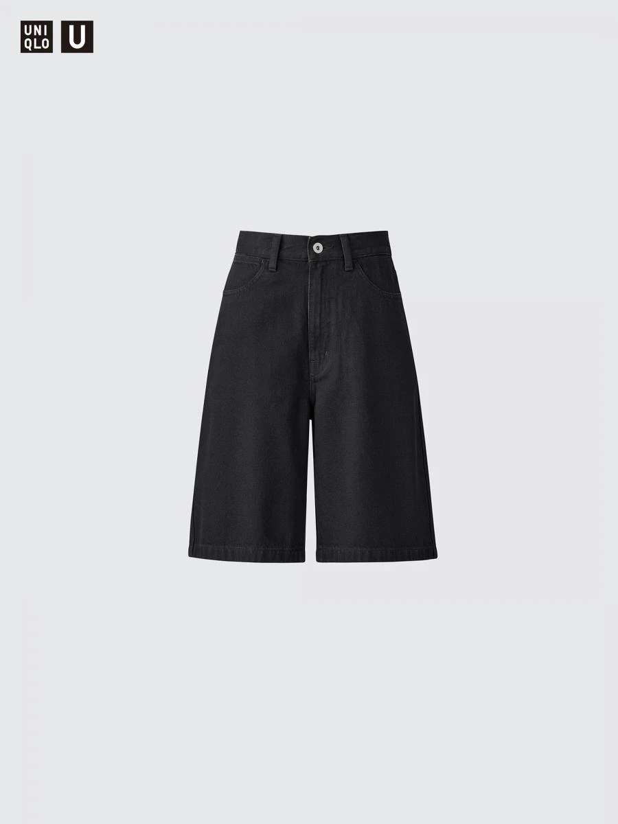 Uniqlo U系列這件百慕達褲，運用硬挺的原色丹寧呈現，讓女孩能利用筆直的線條修飾腿型。