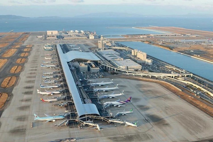 「關西國際機場」30年前在大阪灣中央的人工島上誕生。