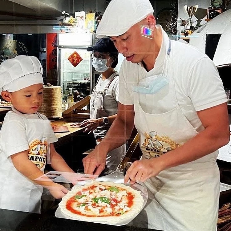 位於台北萬華的「Cura Pizza」，是由一位遠赴義大利學藝回國的披薩職人所開。