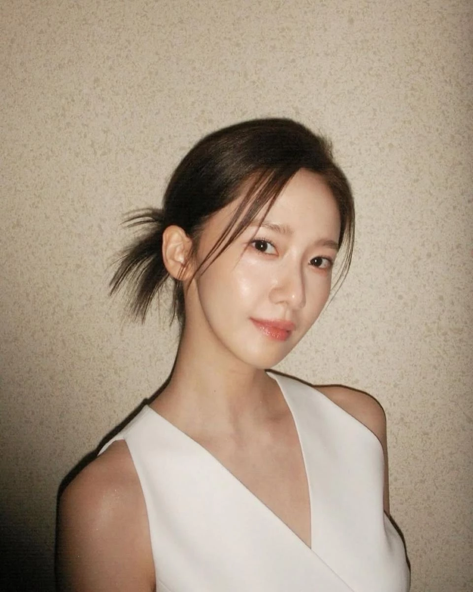潤娥小臉綁髮造型示範3:毽子包頭