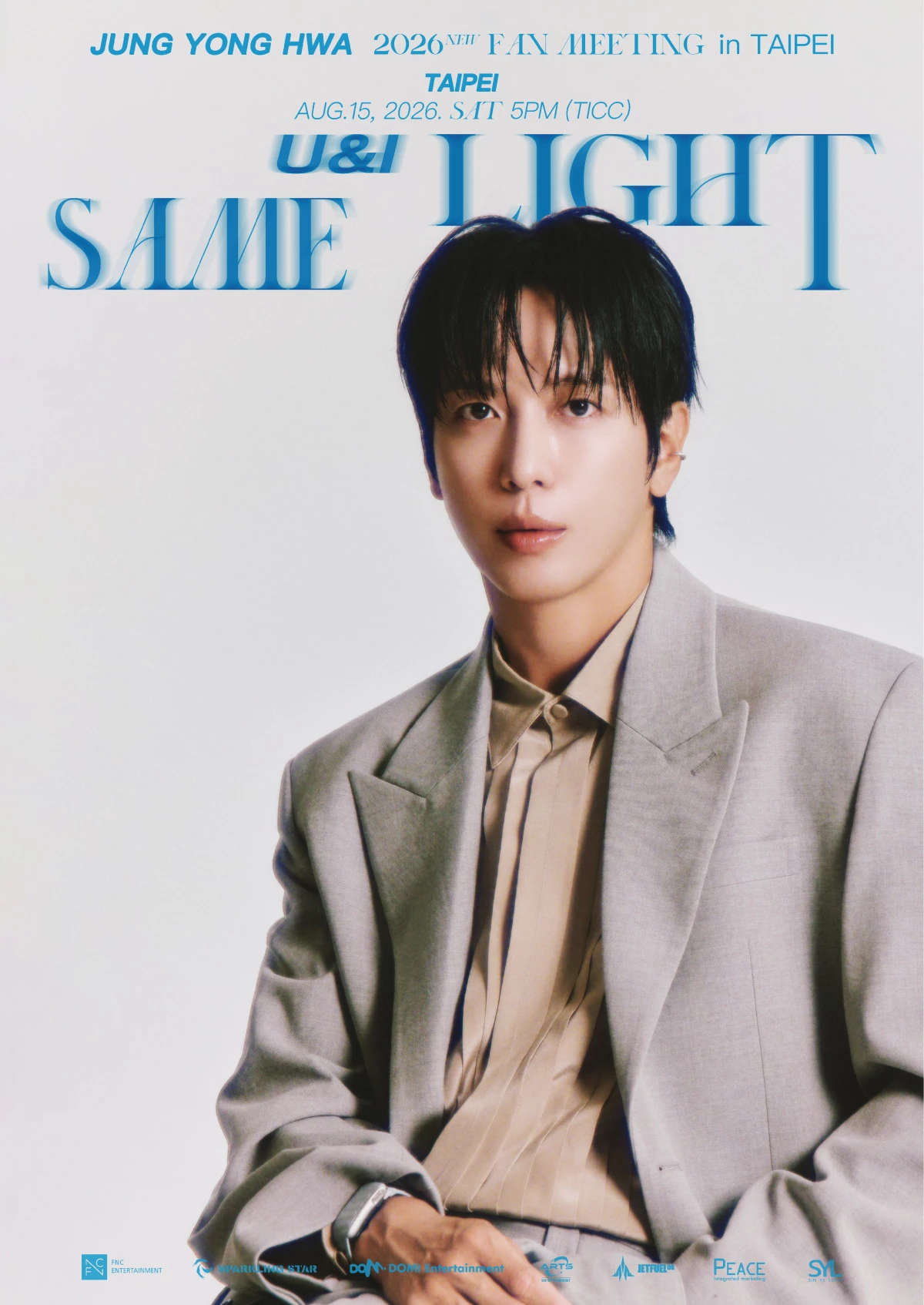 在韓國人氣樂團 CNBLUE 中擔任隊長、主唱兼吉他手的鄭容和，以〈孤獨啊〉、〈LOVE〉、〈Can’t Stop〉等作品奠定韓流樂團代表地位，更透過愛情劇《原來是美男》打開演員知名度。今年他才在 3 月以個人演唱會、6 月隨 CNBLUE 來台，8 月又將再度回到台北舉辦粉絲見面會，絕對是今年最常和台灣 BOICE 見面的韓星之一。