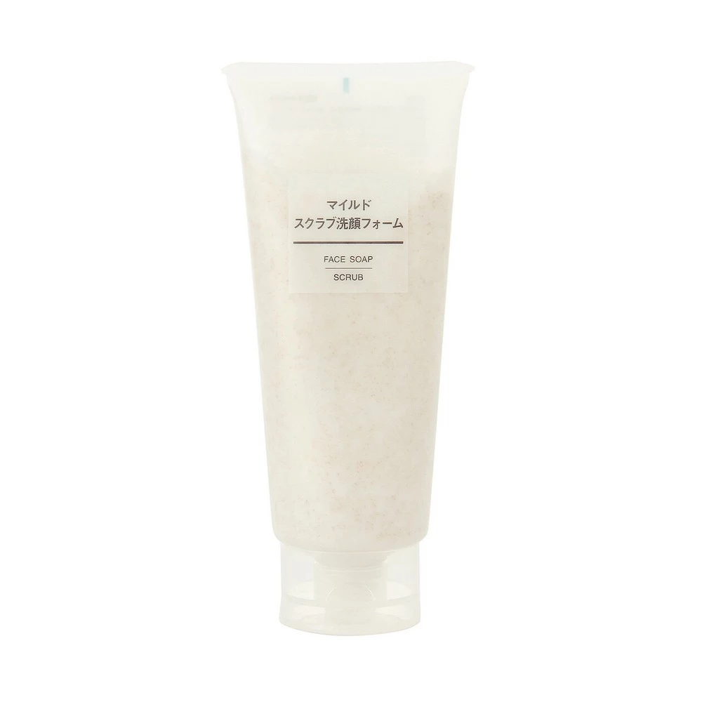 第二名是「溫和去角質洗面乳」。MUJI 致力於發展護膚系列商品,憑著無香料、無色素、無礦物油、無酒精的成分,成為許多敏感肌使用者的最愛。