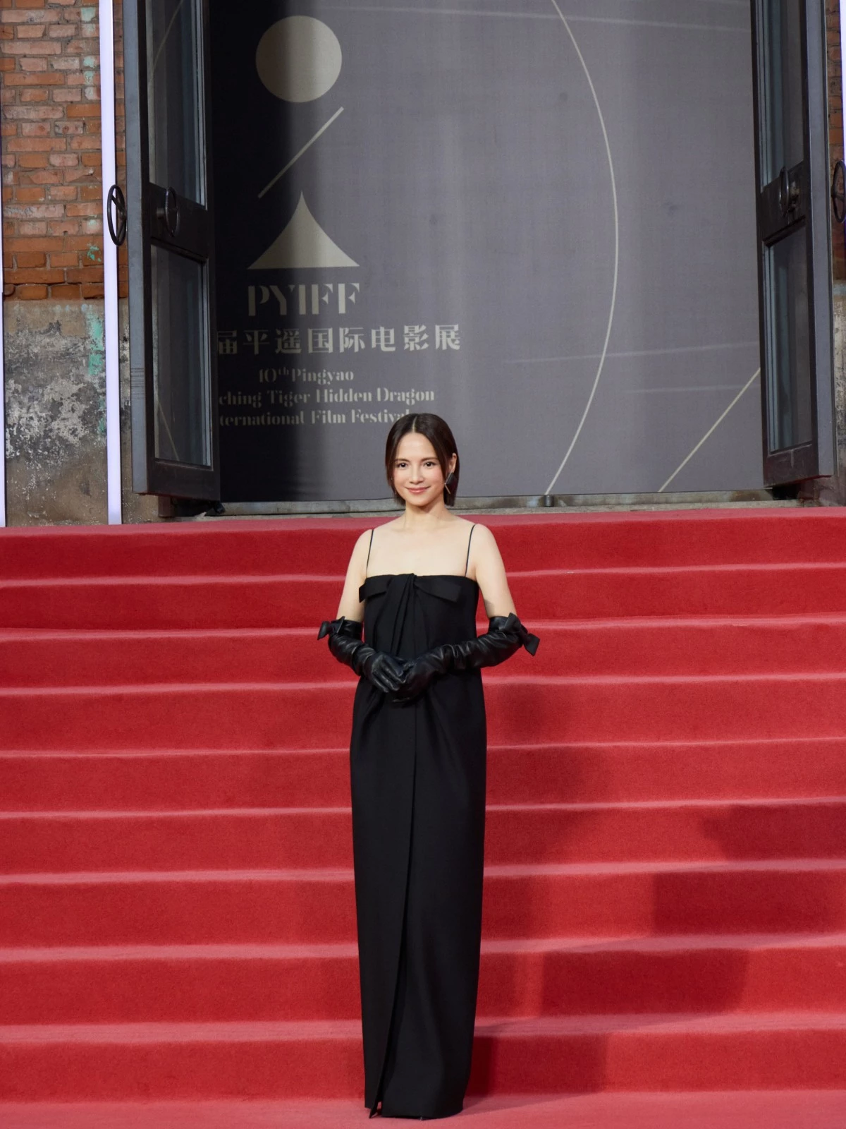 李心潔栗子棕短髮顯白顯年輕