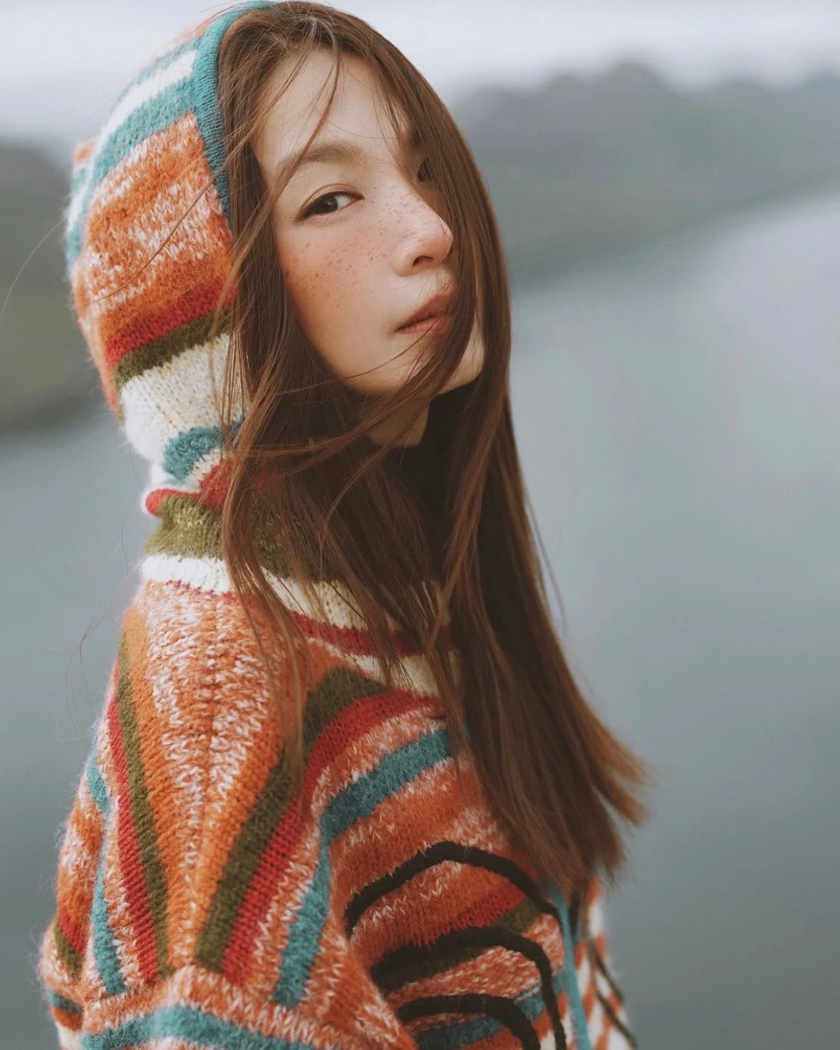 而田馥甄近日才在社群發佈睽違 6 年的新專輯已錄製完畢,沒想到今日所屬何樂音樂正式公布,田馥甄第六張全新大碟《要去什麼地方The Land of Maybe》9 月 24 日(四)零點,全球數位平台全專輯同步上線!田馥甄分享三年收歌心路歷程:「這一段路不知會去向何方,更不敢奢望能帶誰去什麼地方,只想用自己唱出的一段路,陪你走上一段田田的心意!」更解釋:「能有這趟“旅遊以上 ,工作未滿”的旅程,過程雖然有些繁瑣辛苦,但心情上覺得是有趣且深刻的體驗。」