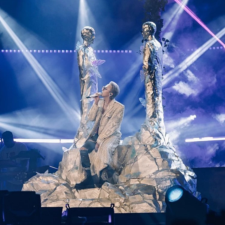 「K-pop 王者」G-DRAGON 今年七月才在台北小巨蛋舉行連續三天的「G-DRAGON 2025 World Tour」,日前超級圓頂又驚喜公布 11 月 1 日、11 月 2 日將帶著「G-DRAGON 2025 World Tour」安可場登上臺北大巨蛋。