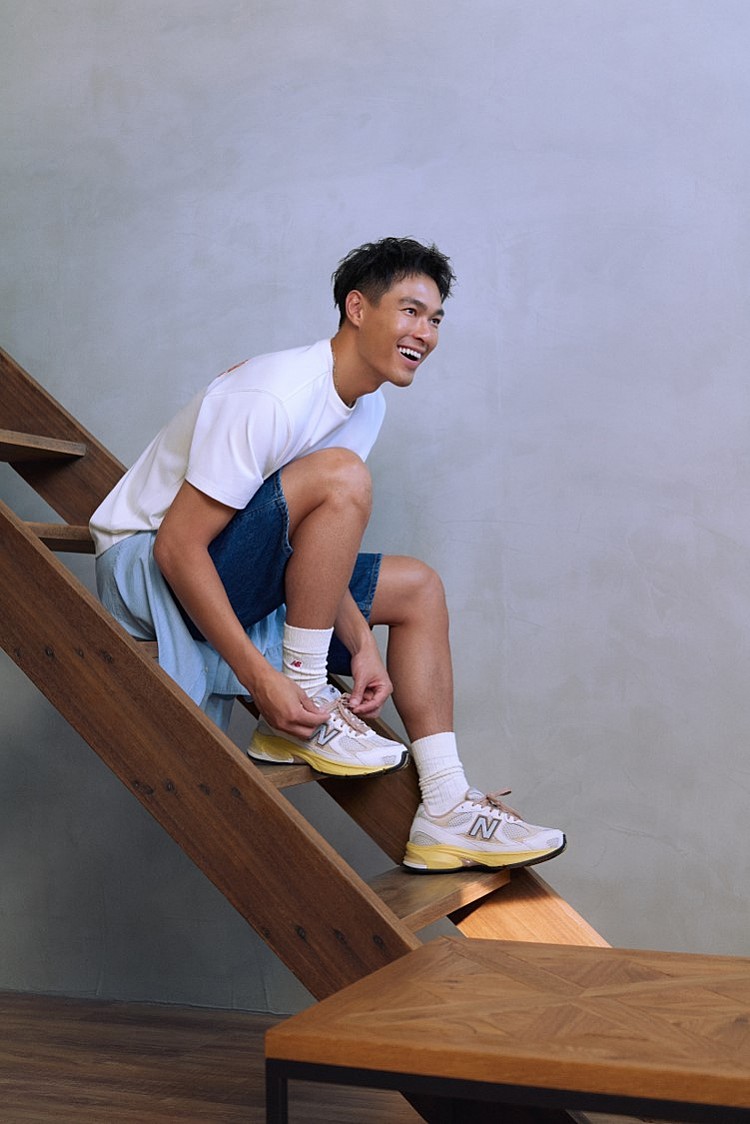 楊祐寧搶先上腳 New Balance 2010 「質感型、少年感」穿搭公式，帥感拉滿堪稱今夏穿搭教科書
