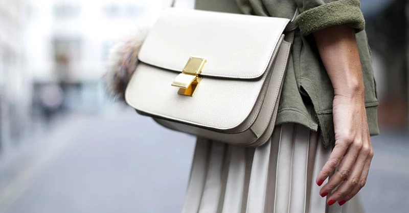 Phoebe Philo 的 Celine 團隊全跳槽到這裡？迷戀簡約風的妳包包可以改買這一家
