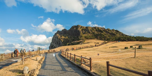 韓國城山日出峰