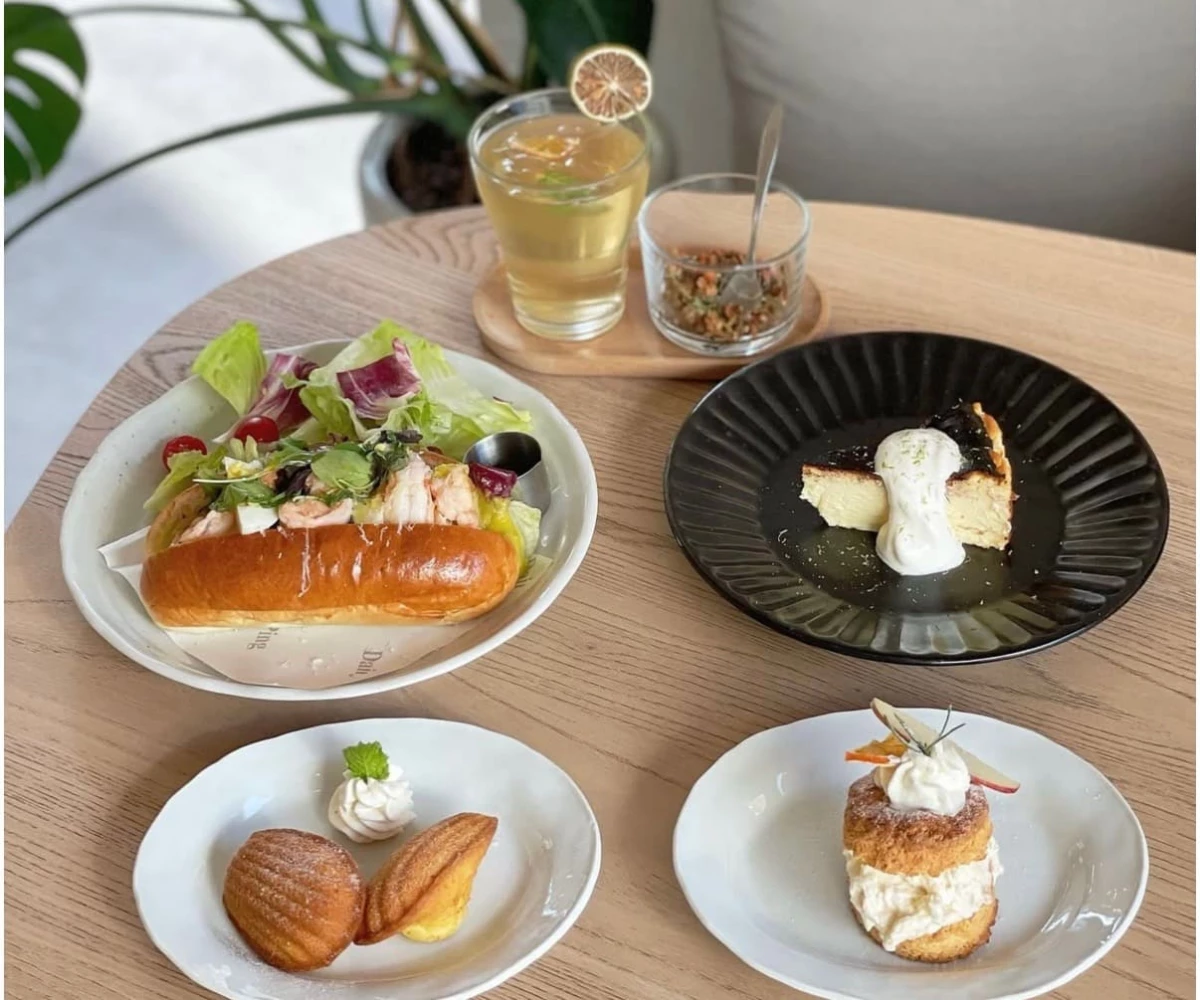 「Daily Ping 平日」從早午餐、下午茶再到晚間飲品的多元化的菜單,不論男女老少都能滿足。