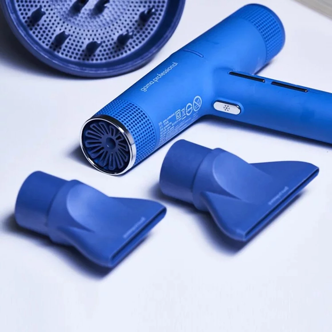 GAMA IQ Perfetto 極輕量專業吹風機－鈷藍色（台灣限定色），NTD12,800