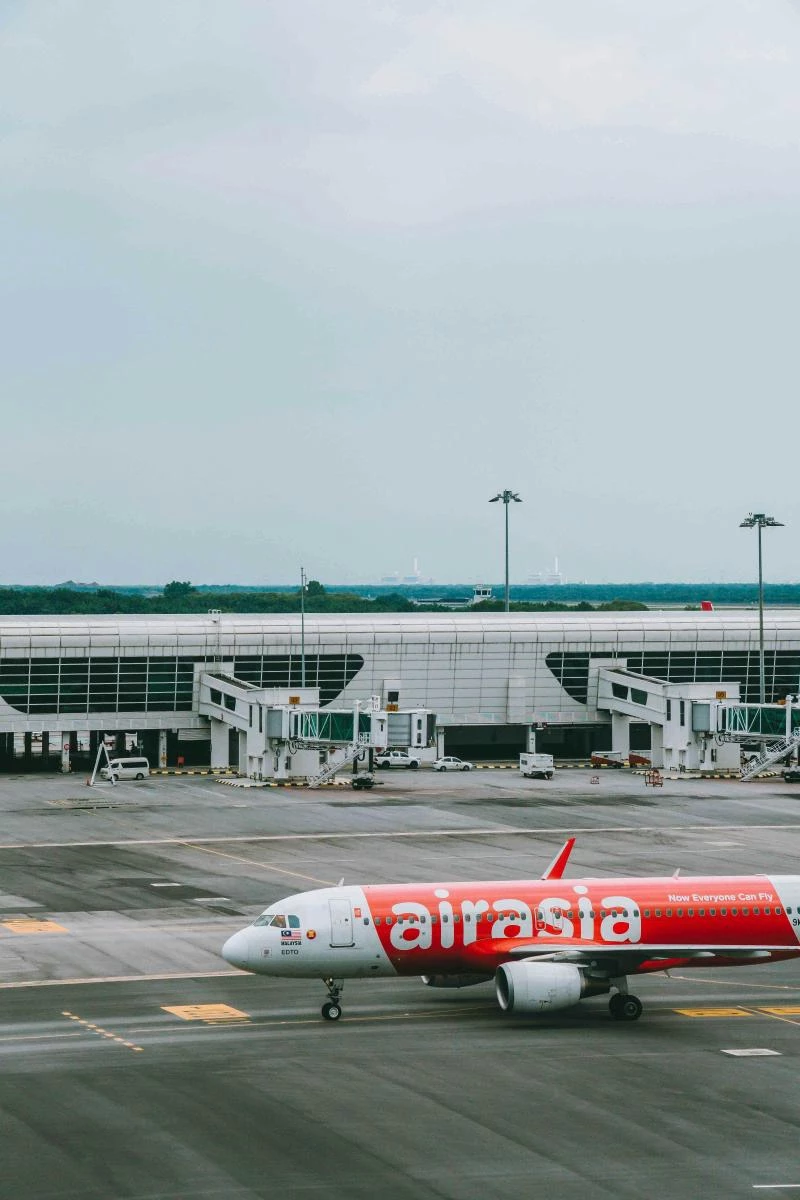 AirAsia開通台北首條日本九州航線，首航班機AK1510自台北滿載啟程，回程載客率亦超過8成，反映市場熱度。