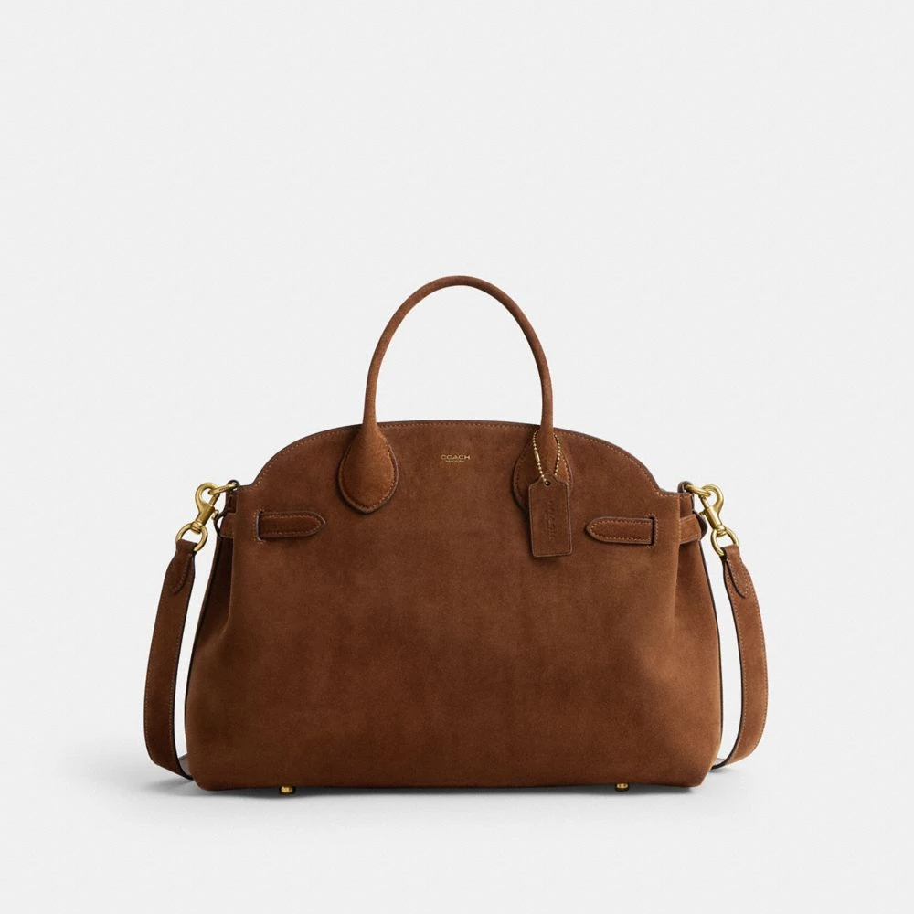 「Empire」系列無疑是當今 Coach 眾多包款中的當紅炸子雞，簡約的外型完美的跟上近年來的低調奢華風潮。