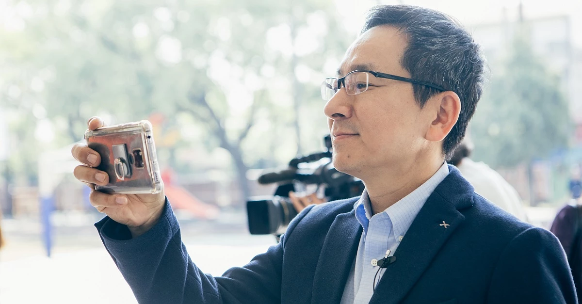 森田藥粧集團執行長周俊旭攜手喜憨兒基金會,一同關懷偏鄉國小送愛心