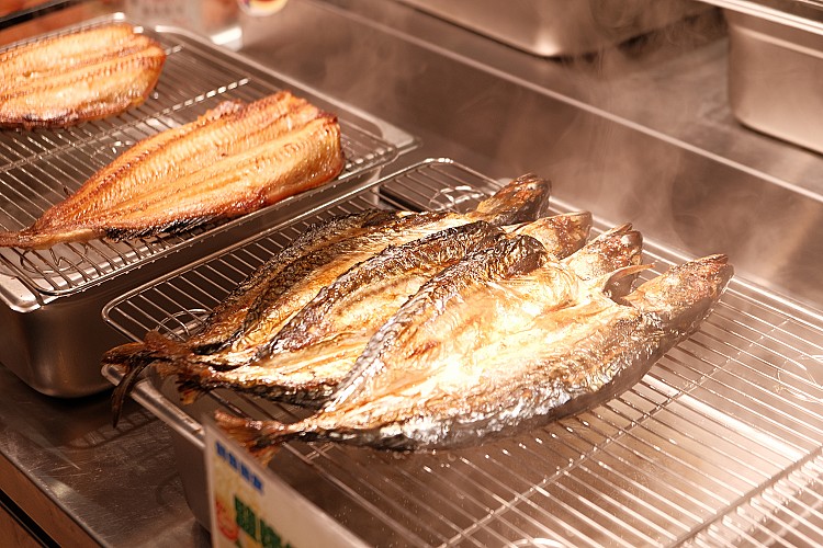 Lopia在台灣之所以能吸引上班族、小家庭與雙薪族，是因為它完全理解當代消費者「沒時間、但想吃得好」的核心需求。