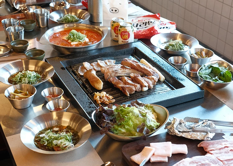 台灣店完整複製首爾原味,單點、套餐應有盡有,從招牌烤肉、泡菜鍋到韓式拉麵、米飯都不打折