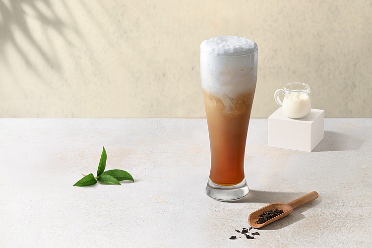 若說哪一杯最能代表茶湯會的大人系茶香美學，「觀音拿鐵」絕對榜上有名。