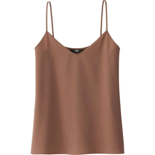 Uniqlo女裝垂墜風細肩帶上衣，790元。