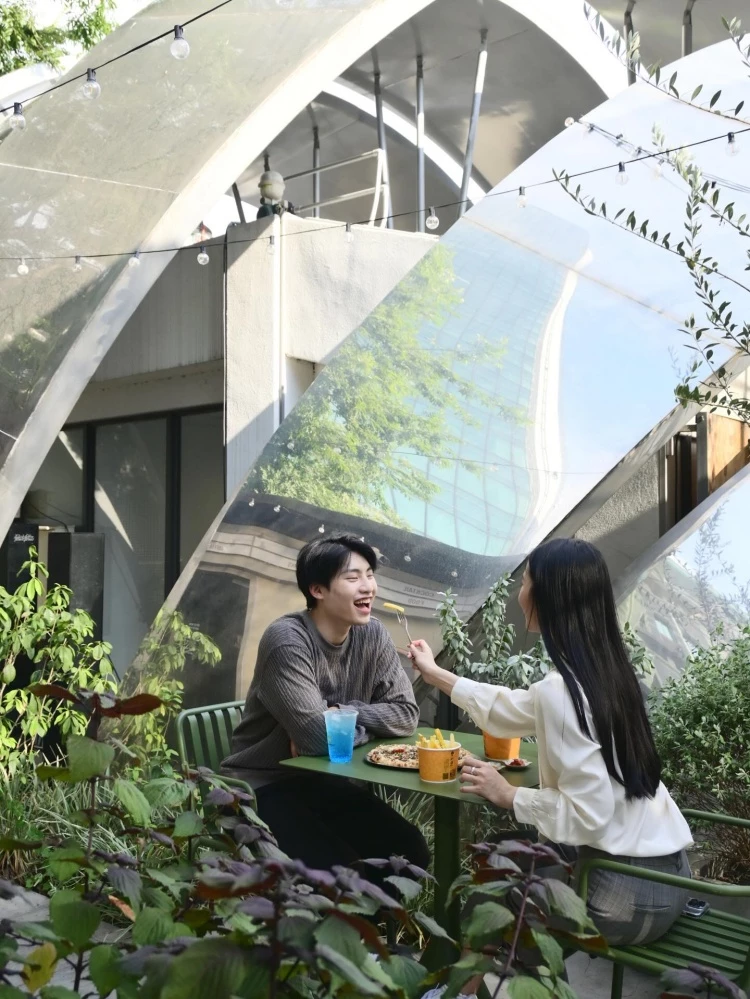 2025台中10大景點推薦01 PARK2 草悟廣場