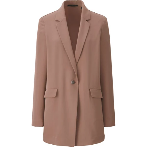 Uniqlo女裝垂墜風長外套，1,490元。