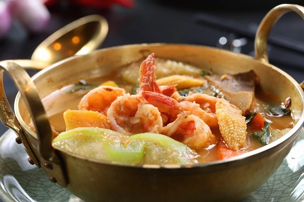 在泰國富豪的家享用私房菜是什麼感覺? Thai&Thai推出潑水節限定美味讓妳過癮體驗!
