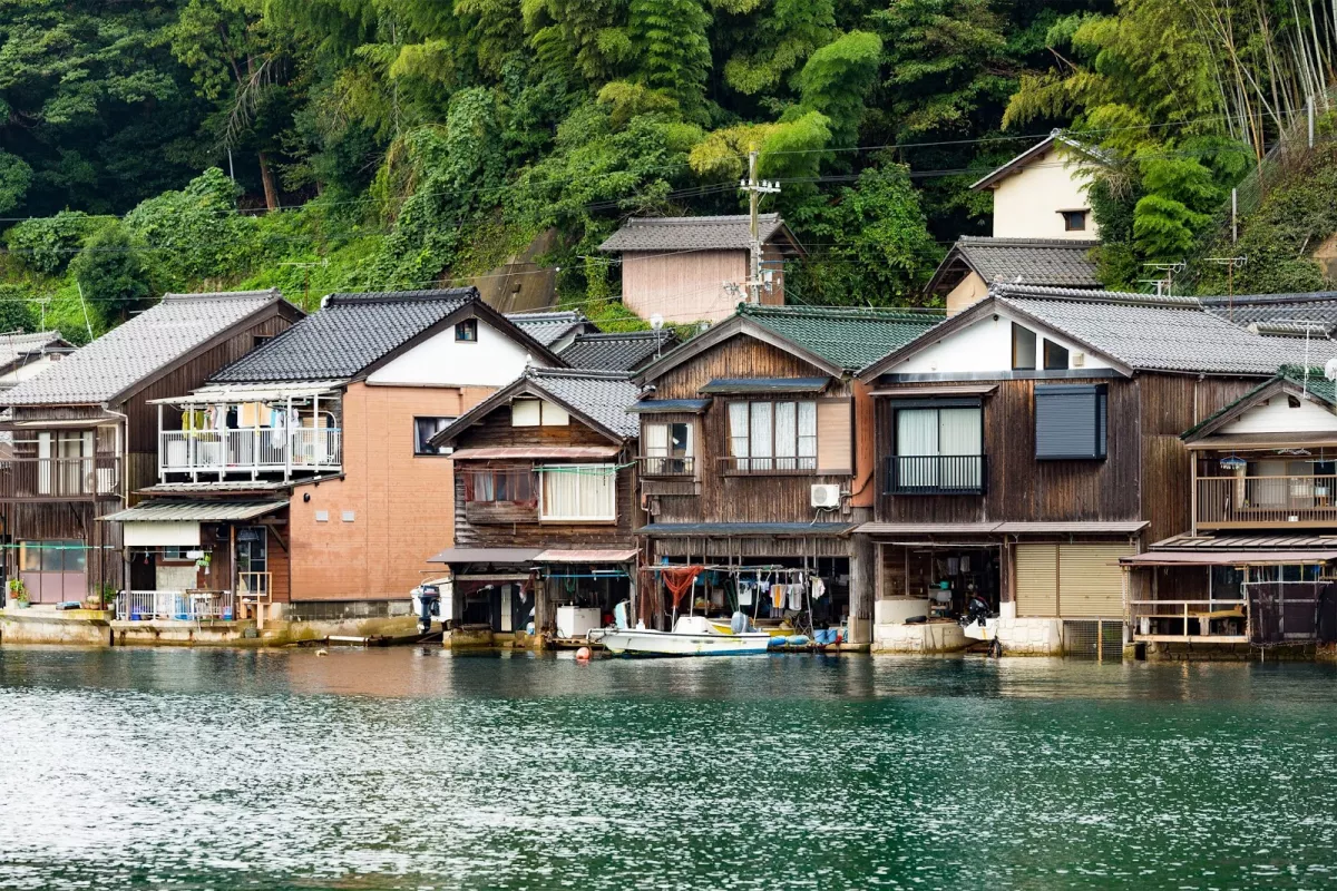 伊根舟屋