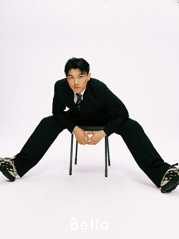 2025年7月柯煒林透露罹患第四期肺腺癌，震驚影視界。他以樂觀幽默面對治療，在社群自稱「抗癌小廢青」，表示自己仍「行得走得」，生活工作不受限。近日來台宣傳亦精神良好，醫生也鼓勵他正常生活。