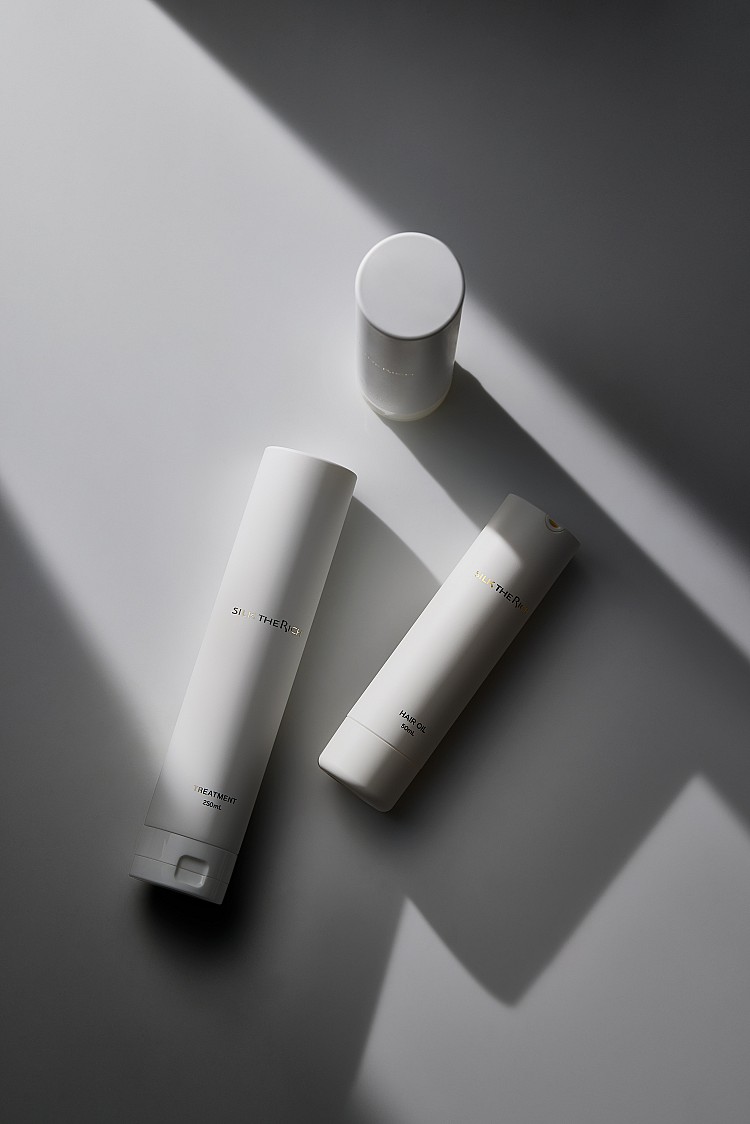 SILK THE RICH 保濕&修護系列/頭皮&修護系列/高保濕&修護系列-洗髮精&潤髮乳,各 NTD599;護髮油,NTD599