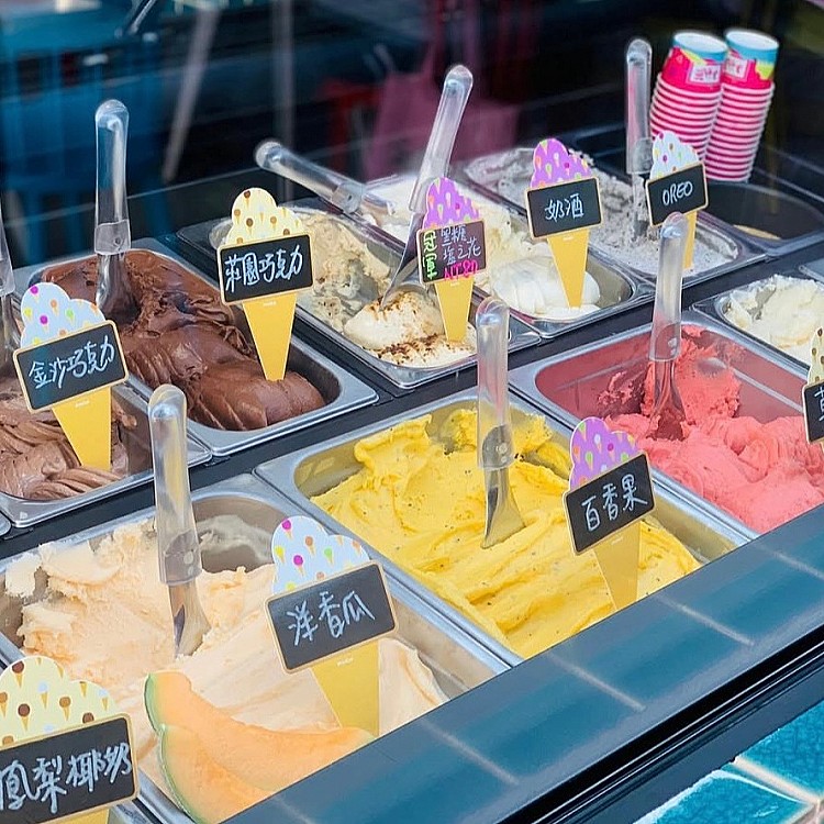 趙韻嵐奪冠後，便帶著冠軍獎牌回到鹿港店繼續為大家服務，而原本生意就很好的山風藍更被人潮擠得水泄不通，而除了冠軍烏龍茶之光口味外，店家也推出社頭芭樂、大村葡萄、小農生乳等彰化在地農作物結合的口味。