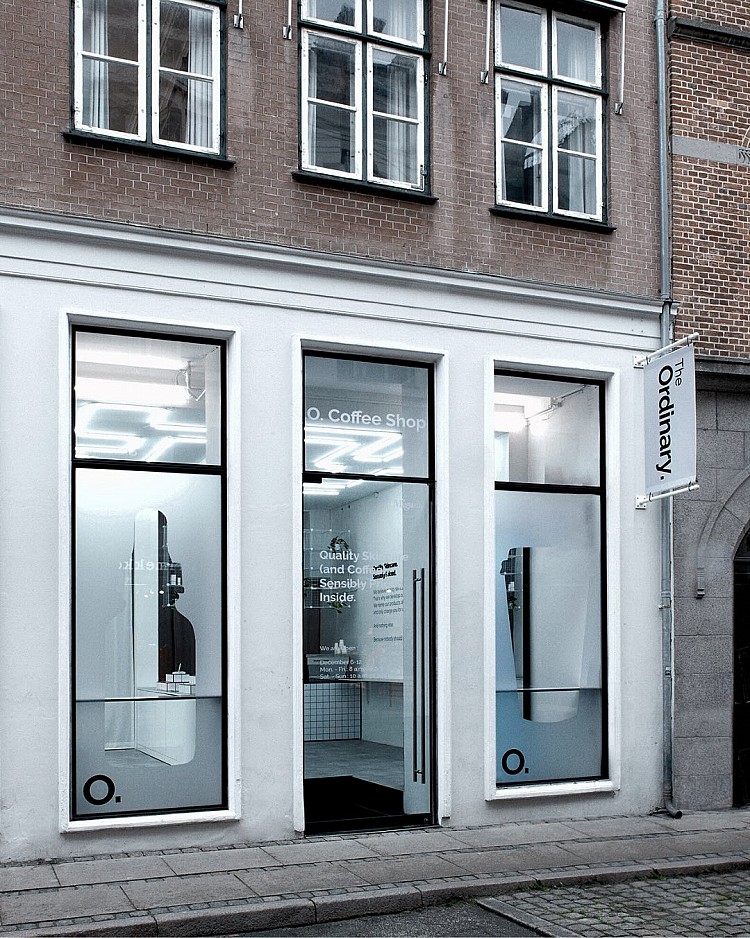 雅詩蘭黛新策略1:強化年輕消費客群