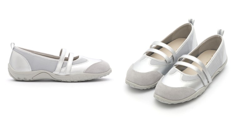 台灣品牌D+AF近期因爲BLACKPINK高雄演唱會亮相，再度引發熱議，這款瑪莉珍鞋以經典雙交叉鞋帶結構，搭配金屬光澤皮革與透氣網布拼接，完美結合可愛與機能。