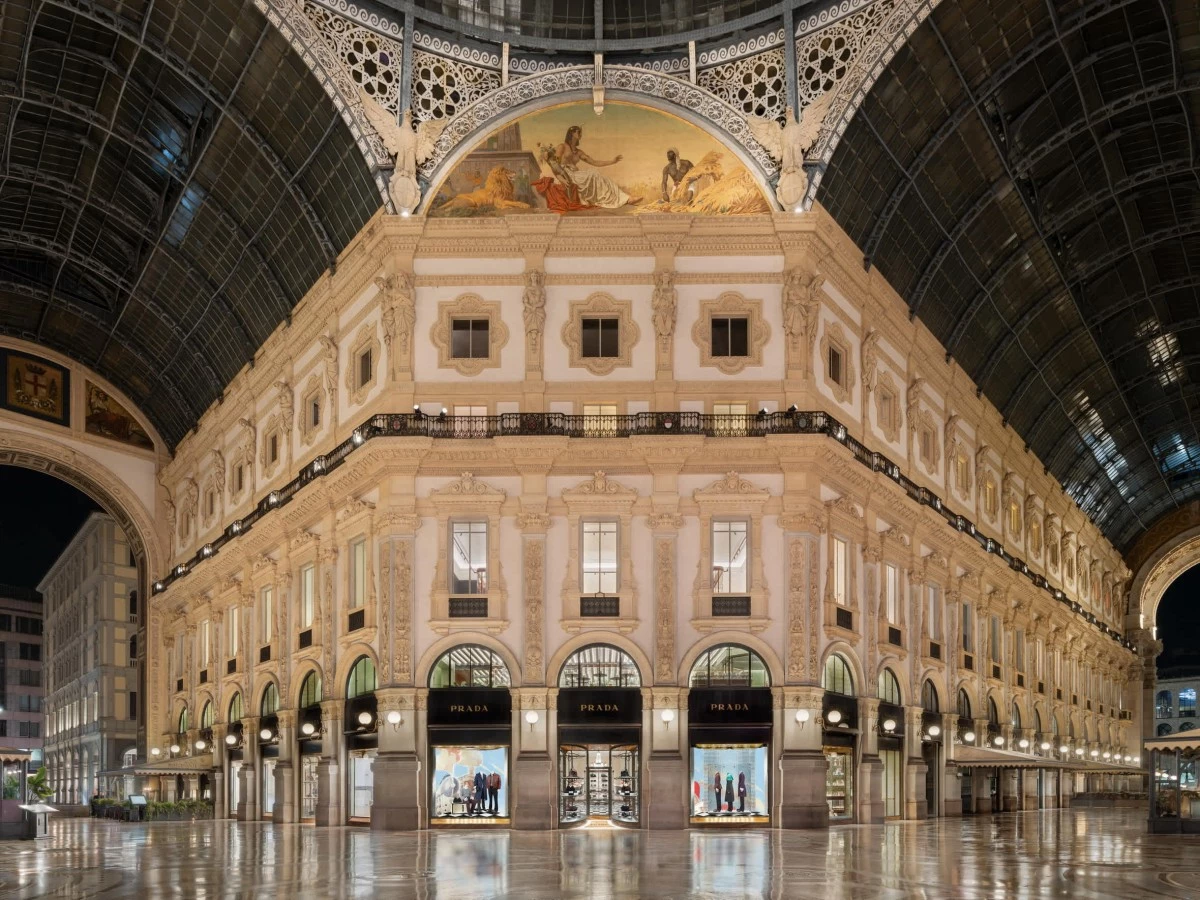 Prada Galleria於米蘭艾曼紐二世迴廊正式揭幕,橫跨八個樓層,涵蓋零售、餐飲、藝術與歷史