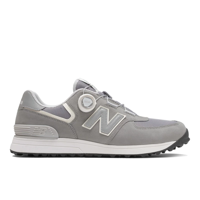 New Balance Kids P350淺藍色童鞋,延續成人P350的專業訓練設計與舒適腳感,適合親子同穿,讓孩子也能享受穩定支撐。