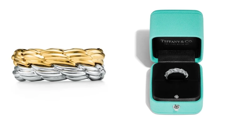想把Tiffany經典設計元素戴在手上,6萬元左右就能入手一款具有品牌辨識度的戒指。如果正在挑選低調、不過度浮誇的婚後對戒或日常紀念戒指,這類窄版設計,不管搭配牛仔、襯衫或洋裝…等服裝單品,都不會太突兀,非常值得大家列入清單喔〜