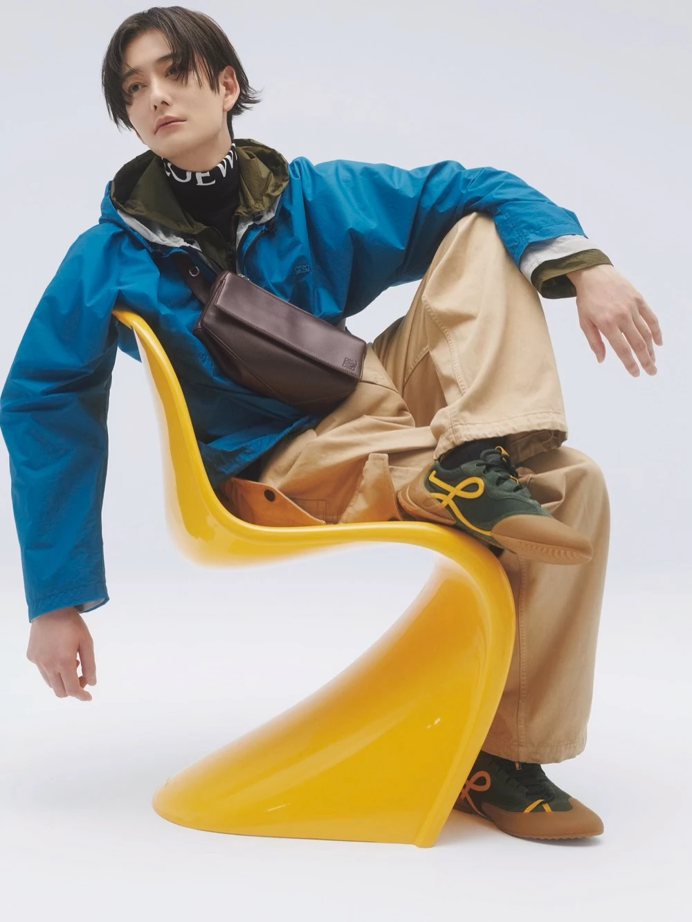 Loewe宣布日本演員岡田將生成為品牌大使,延續雙方對創意、文化與藝術表達的共同探索。