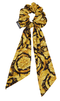 《二十五，二十一》32歲金泰梨靠「大腸圈」逆齡，Celine、Fendi...7款精品髮圈讓你秒變時髦高中生！-5