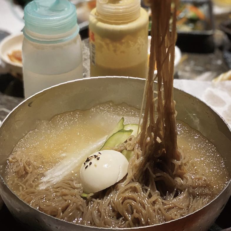 夏天一吃瞬間透心涼！雙北道地韓式冷麵推薦Top4，「這家」正統韓式冷麵讓你秒飛韓國！