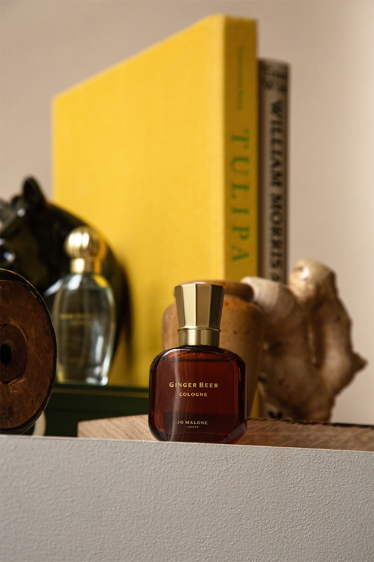 Jo Malone「老香水」全球熱賣！英倫古董市集系列顛覆經典，木質調、藥罐設計...有錢不一定買得到