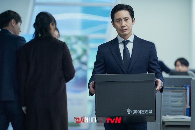 黑馬韓劇《The Auditors監察》收視翻倍7大看點！視帝申河均、《異能》李正河攜手查貪辦案，財團大魔王竟是他！ 
