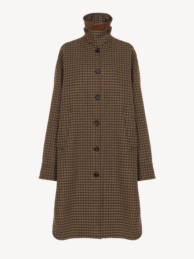 2024 秋冬「漏斗領外套」6 款推薦！Burberry 款式經典，Chloé 展現巴黎風範，不用圍巾也能時髦又保暖