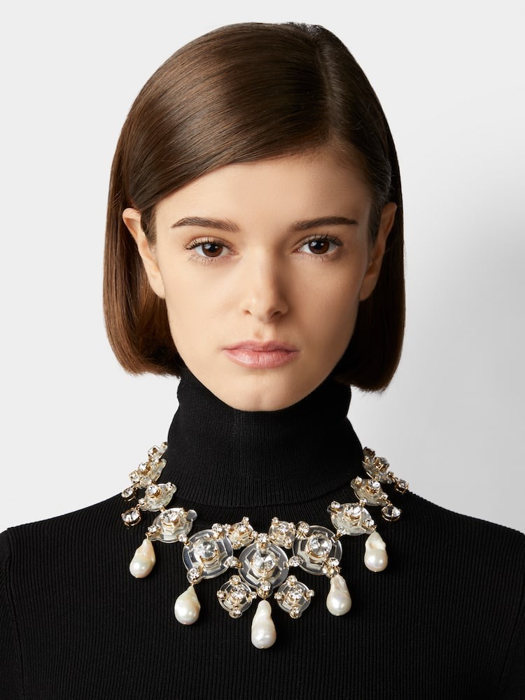 精品銀色項鍊10款推薦：LV、Gucci高搭配性、愛馬仕經典不敗，Chanel雙C長項鍊設計超吸睛！