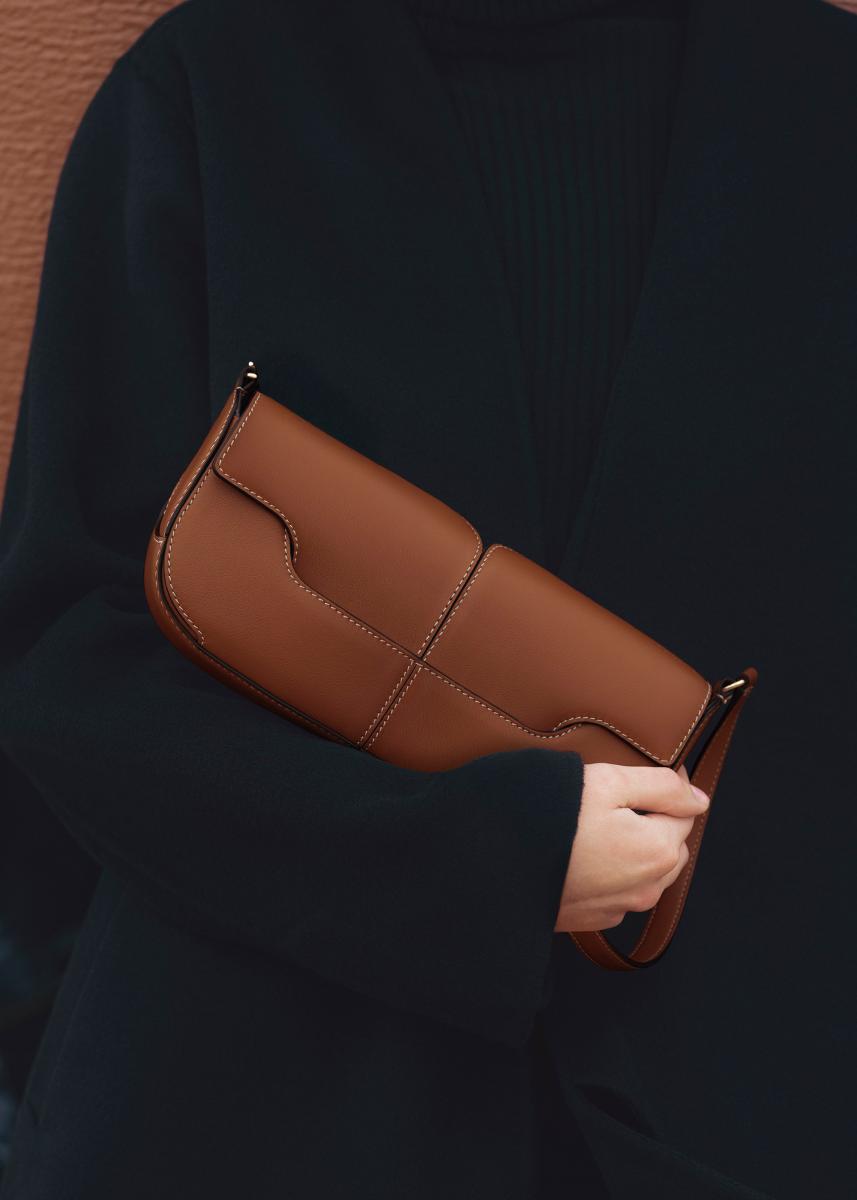 巴黎到東京都在排！法國小眾品牌Polène必買包款推薦Top10，平均兩萬內入手！ | Bella.tw儂儂