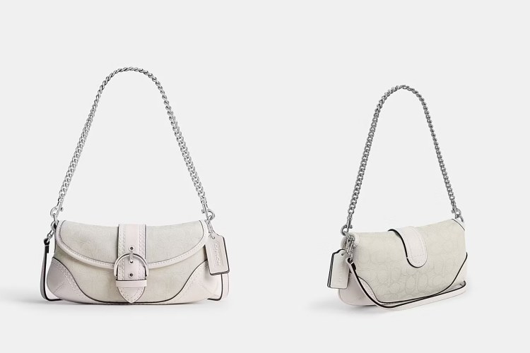 Coach白色Soho 25 老花肩背包，商品價格 NTD 12,800。