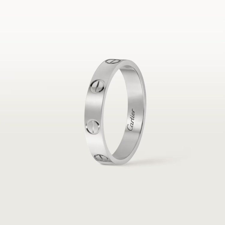 Cartier 的 Love 系列自1969年問世以來，即成為愛情經典的代名詞。