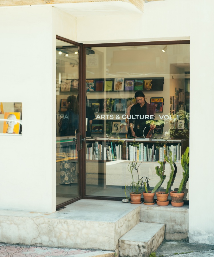 Moom bookshop成為台灣唯一入選！Chanel首本藝術雜誌《Arts & Culture》僅於全球20家特色書店展示。