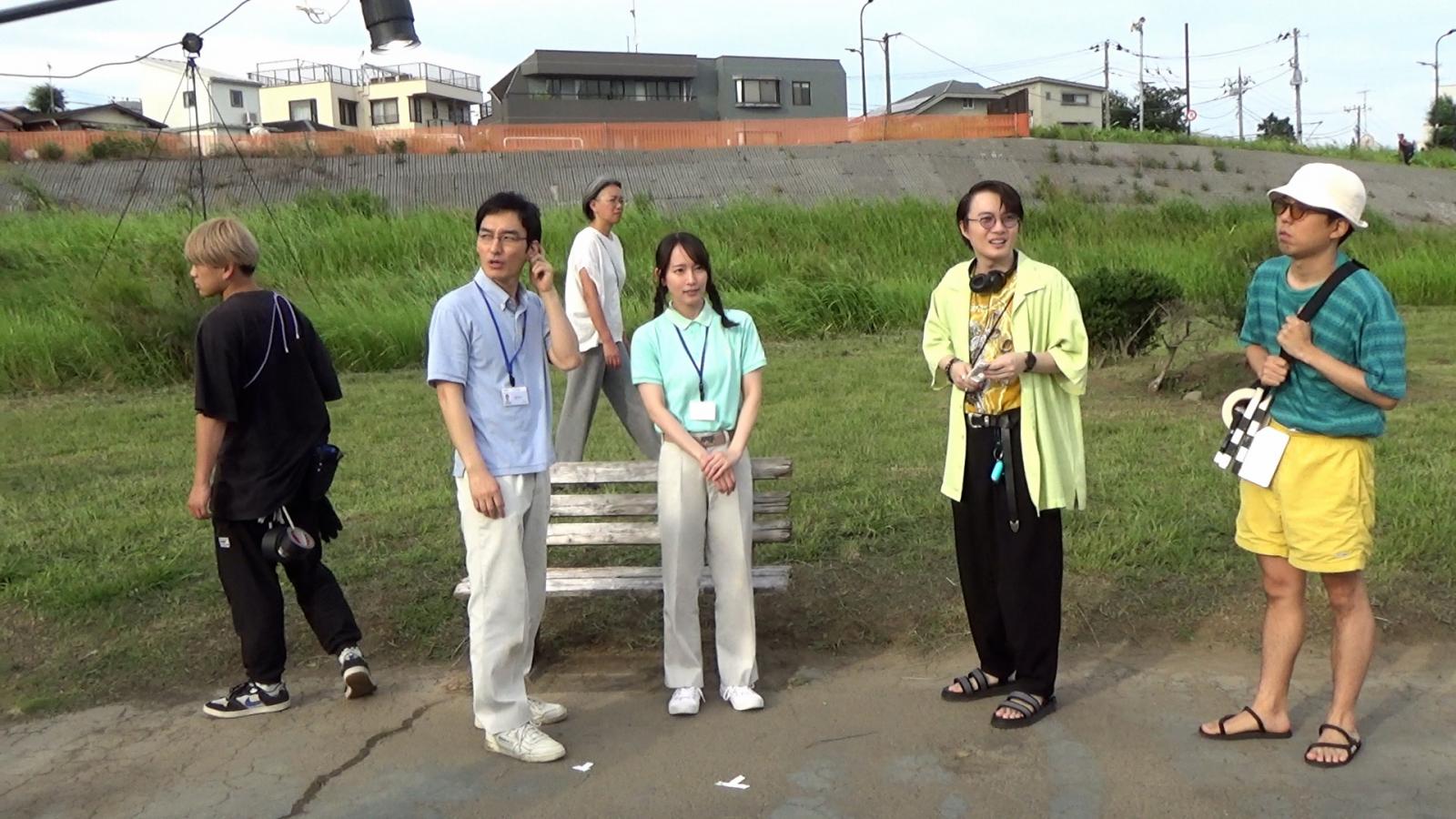 《長椅小情歌》的敘事核心是對話。