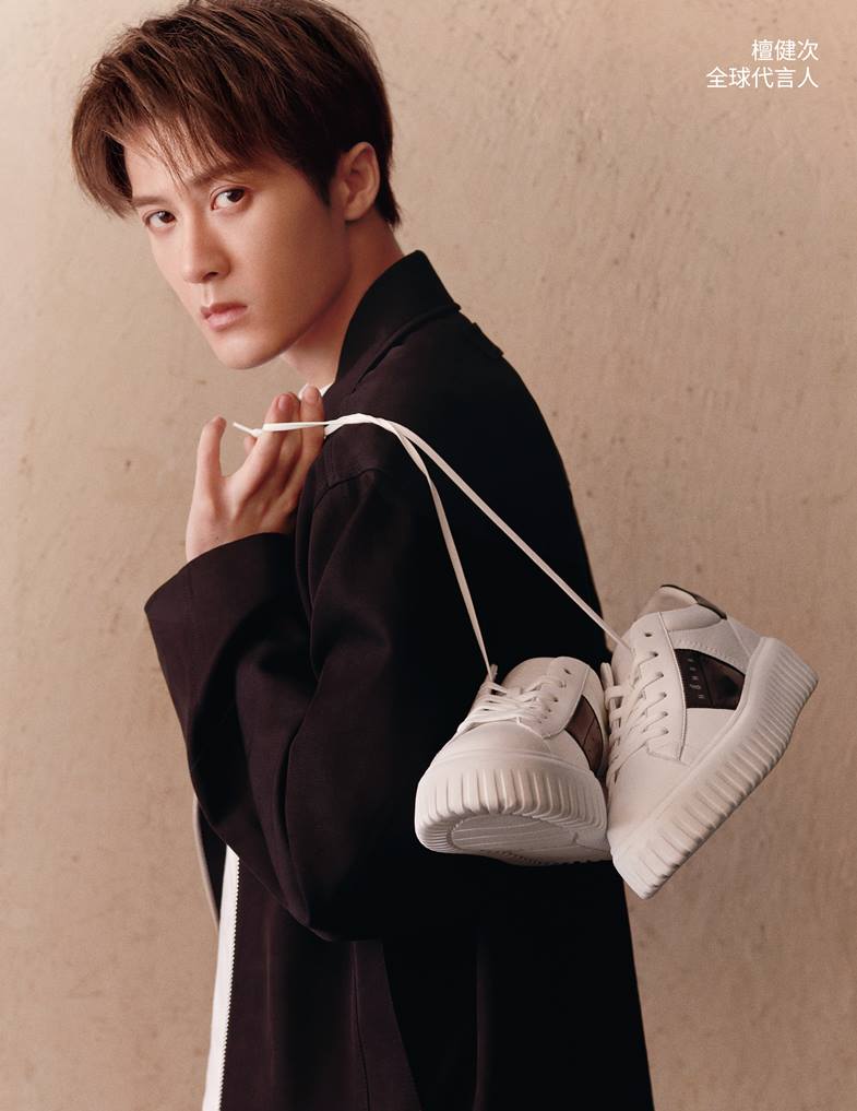 夏天穿搭必備鞋款 Top5！Hogan 超人氣 H-Stripes 全面升級，網友詢問度高