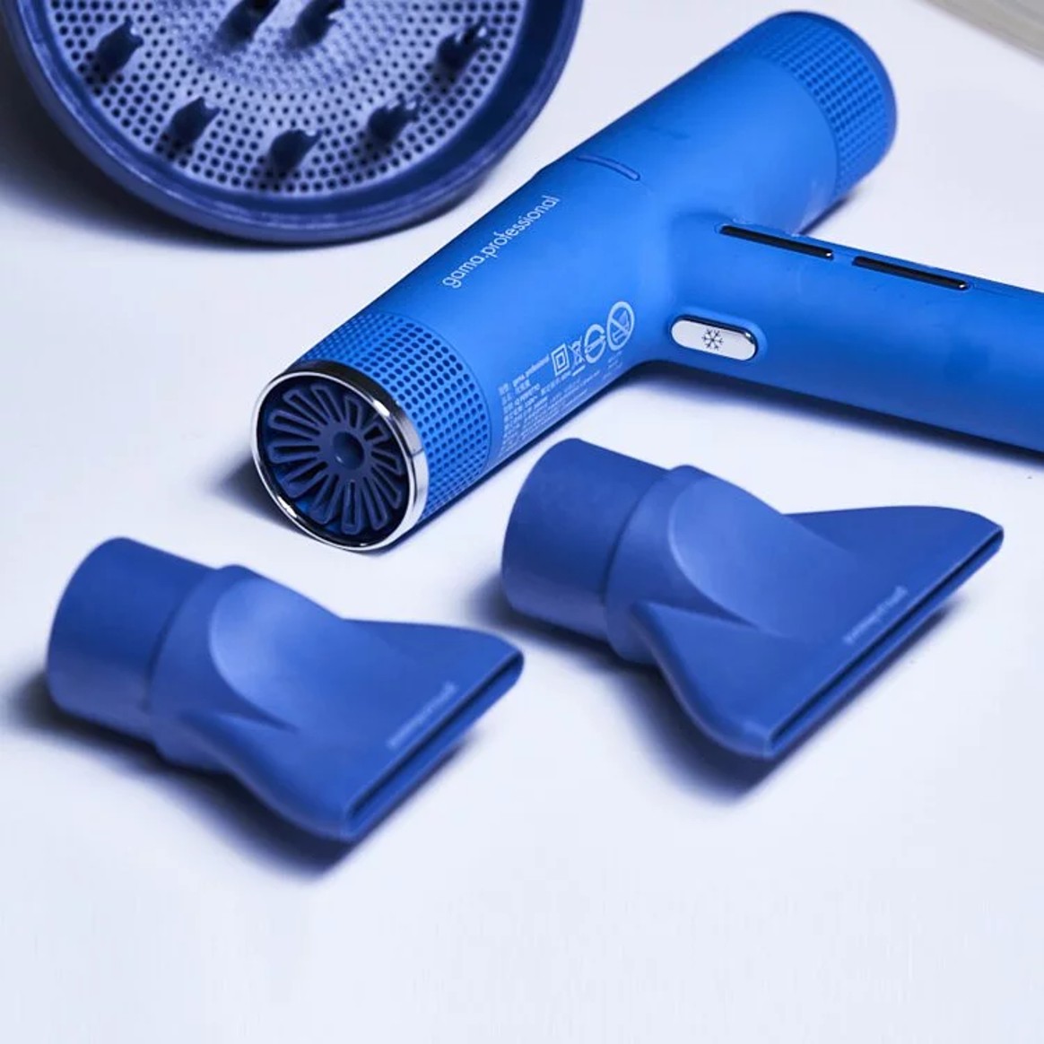 GAMA IQ Perfetto 極輕量專業吹風機－鈷藍色（台灣限定色），NTD12,800