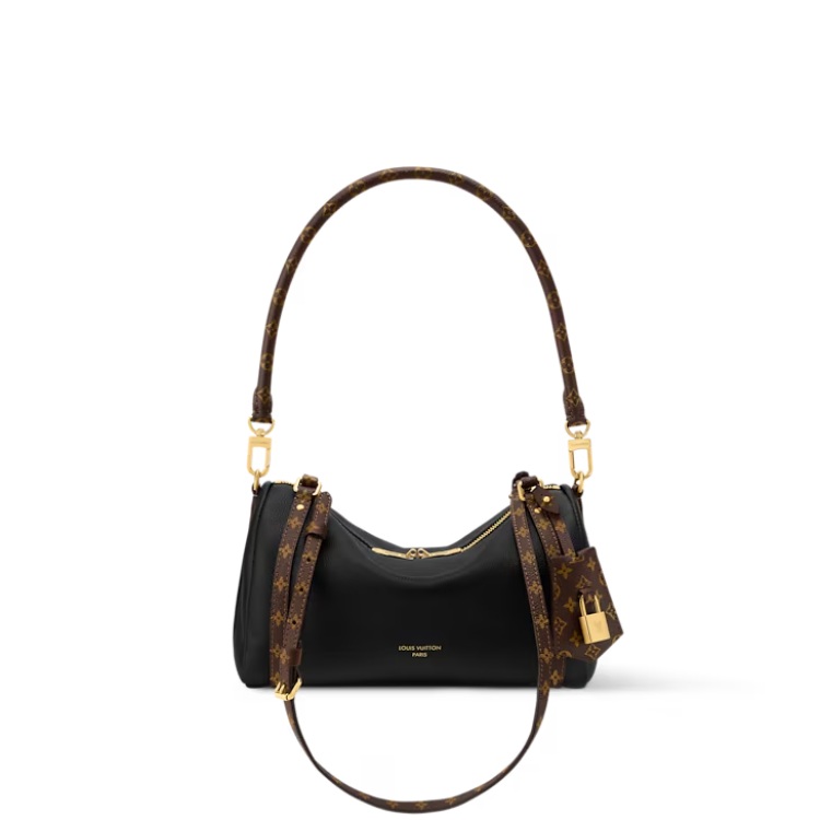 「Express」系列包款式本季焦點，設計師將不同長短背帶是為裝飾的一環，讓女孩可以在旅行中的不同情境下迅速轉換背法，增添其包款強大的實用性。